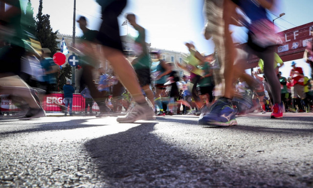 Ημιμαραθώνιος Αθήνας 2019: Ποιοι δρόμοι είναι κλειστοί - Πώς κινούνται λεωφορεία και τρόλεϊ