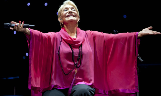 Δύσκολες ώρες για τη Μαρινέλλα - Μεταφέρθηκε εσπευσμένα στο νοσοκομείο