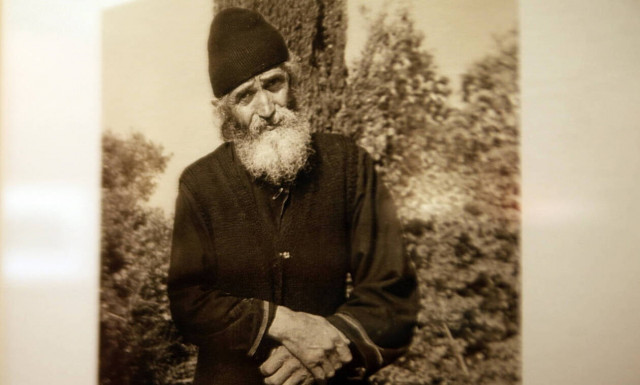 Ο Άγιος Παΐσιος εξηγεί τι συμβαίνει στον άνθρωπο, όταν πεθαίνει