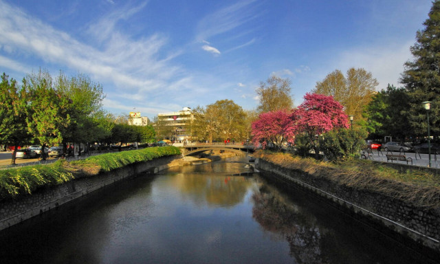 Καιρός τώρα: Με ηλιοφάνεια και 23 βαθμούς η Δευτέρα  - Τι καιρό θα κάνει τις επόμενες μέρες (pics)