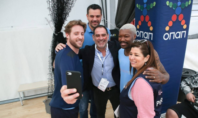 Play 2 WΙΝ 4 W.I.N. Hellas: Kαλάθια για καλό σκοπό με τον ΟΠΑΠ