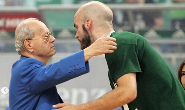 Το «ευχαριστώ» του Καλάθη στον Θανάση Γιαννακόπουλο (photo)