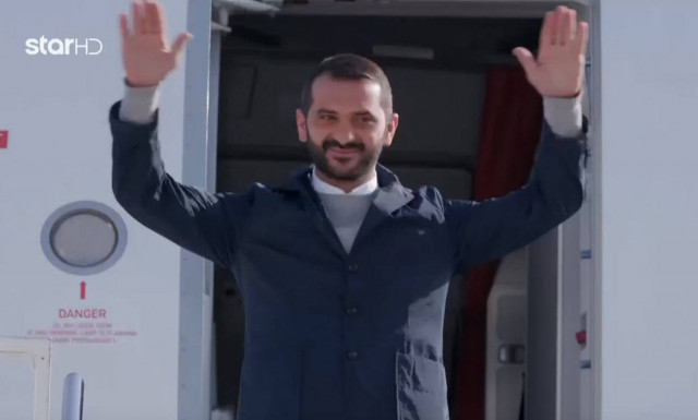 Master Chef: Απίστευτος Κουτσόπουλος - Έκανε το θρυλικό νεύμα του Ανδρέα Παπανδρέου (videos)