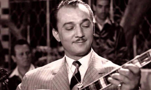 Σαν σήμερα το 1920 γεννήθηκε ο δεξιοτέχνης του μπουζουκιού Μανώλης Χιώτης