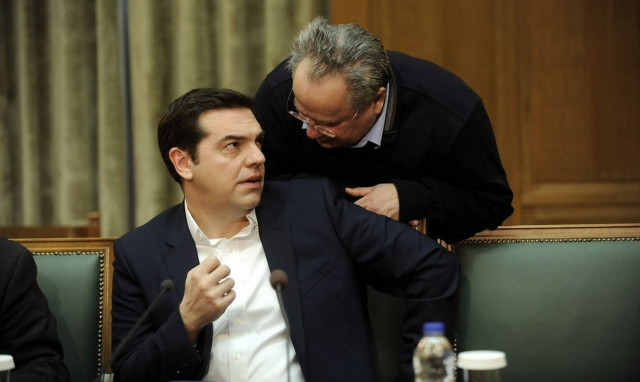 Άγρια κόντρα Τσίπρα - Κοτζιά: Παραιτήθηκαν τρία μέλη του ΠΡΑΤΤΩ