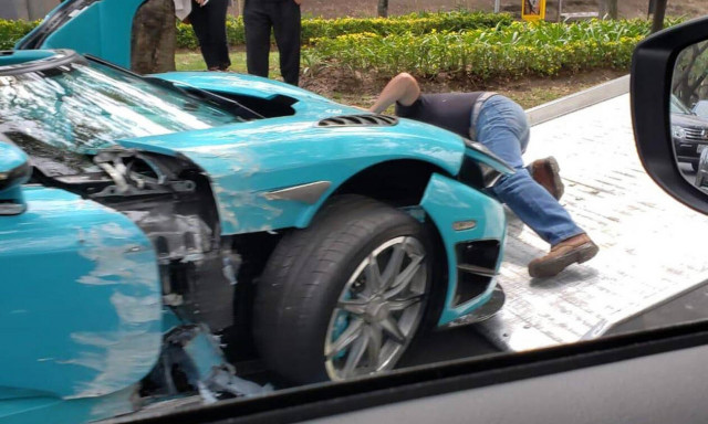 Για τα παλιοσίδερα κατάντησε μια σπάνια Koenigsegg CCXR