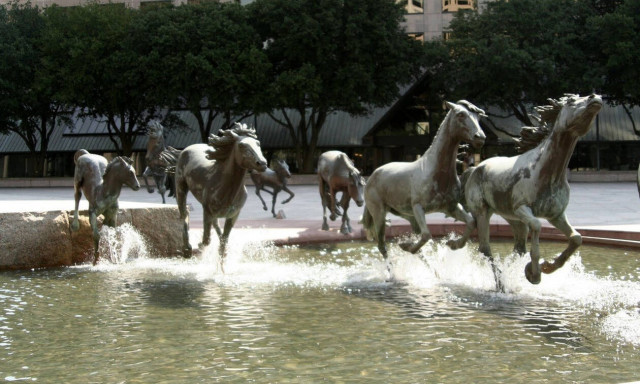 «Κόβουν» την ανάσα: Αυτά είναι τα εντυπωσιακότερα γλυπτά και αγάλματα στον πλανήτη (Pics) 