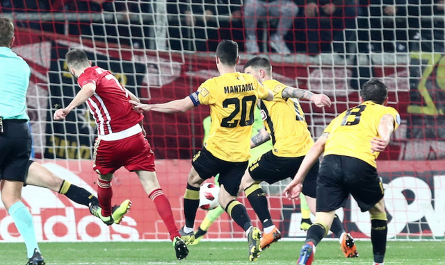 Ολυμπιακός: «Μάχη» με την ΑΕΚ για τον παικταρά που εντυπωσιάζει φέτος (pics)