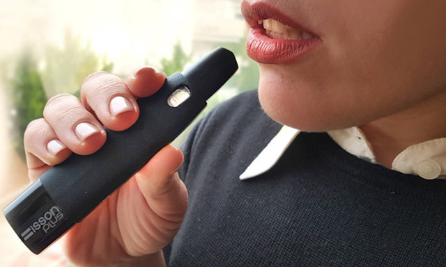 Πρώτη παγκοσμίως η Ελλάδα στην αποτελεσματικότητα του ηλεκτρονικού τσιγάρου κατά του καπνίσματος 