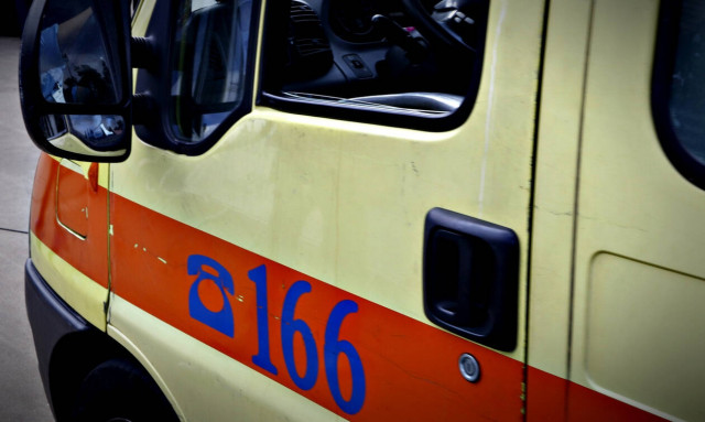 Η ανακοίνωση του ΕΚΑΒ για το θάνατο του νεογνού στην Τήνο