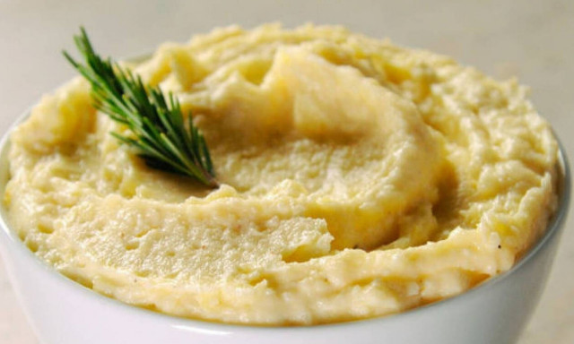 Σκορδαλιά: Τι πρέπει να κάνεις για να μην μυρίζει η αναπνοή σου