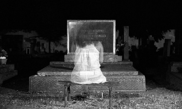 Την ώρα που κάποιος ξεψυχάει ο Διάβολος του στέλνει 4 προσβολές