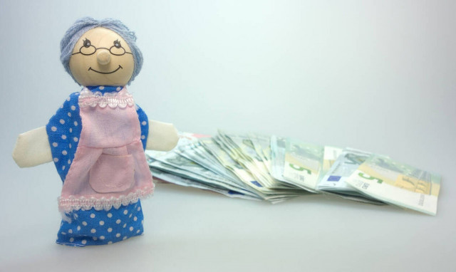 Συντάξεις Απριλίου 2019: Ανατροπή! Νωρίτερα η πληρωμή - Δείτε όλες τις ημερομηνίες