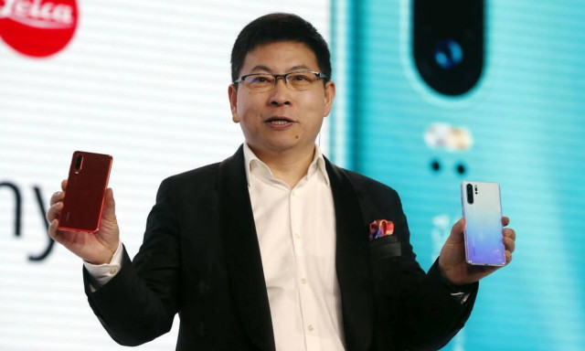 Η Huawei ξαναγράφει τους κανόνες της φωτογραφίας παρουσιάζοντας τη σειρά HUAWEI P30!