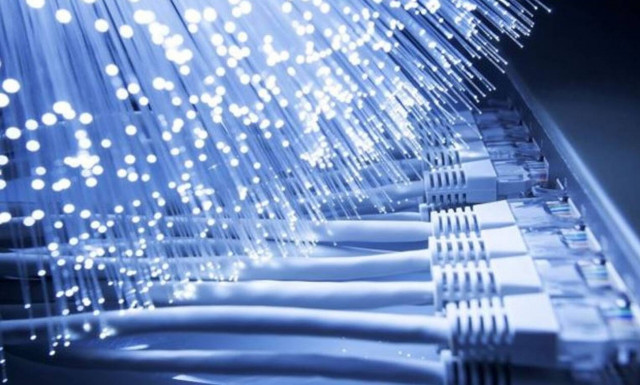 Γιατί να προτιμήσετε μία σύνδεση μέσω οπτικών ινών