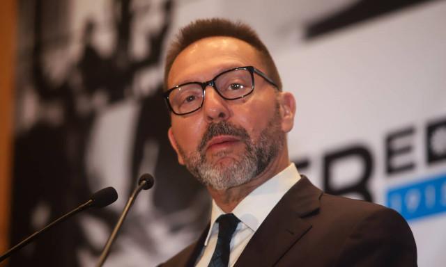 Στουρνάρας: Δέκα προϋποθέσεις για την ανάκαμψη της οικονομίας