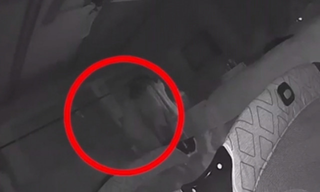 Έβαλαν κάμερα στο δωμάτιο του μωρού τους - Έπαθαν ΣΟΚ όταν είδαν τι κατέγραψε (pics)