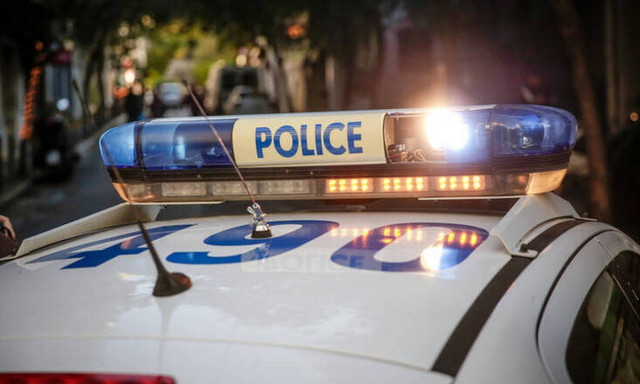 Καταδρομική επίθεση σε γραφεία της Χρυσής Αυγής στο σταθμό Λαρίσης 