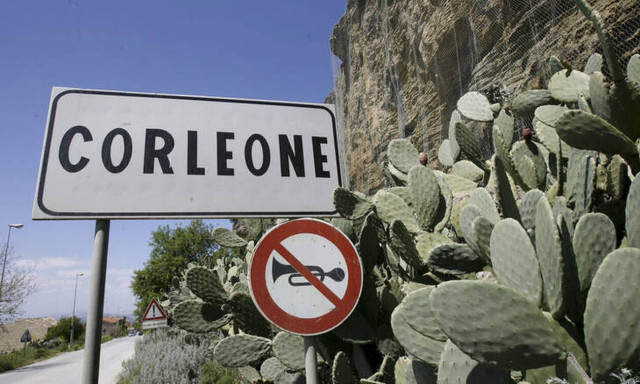 «Ο Νονός»: Πωλείται το σπίτι του Δον Κορλεόνε