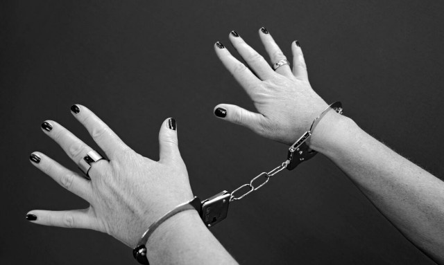 ΣΟΚ: Συνελήφθη πρώην παίκτρια πασίγνωστου ριάλιτι