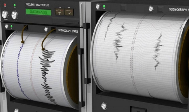 Σεισμός Κορινθιακός - Μαρτυρία κατοίκου στο Newsbomb.gr: Βγήκαμε από τα σπίτια μας κλαίγοντας