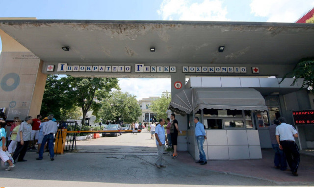 Θρήνος για τον 12χρονο που πνίγηκε από λουκάνικο - Επί δύο ώρες προσπαθούσαν να τον επαναφέρουν