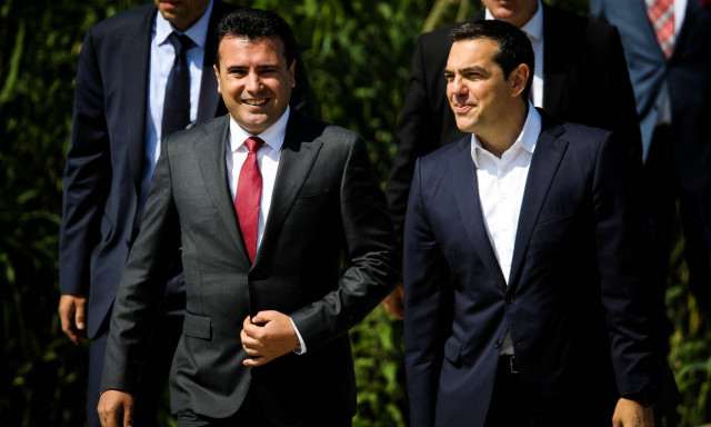 Ζάεφ σε Τσίπρα: Θα διορθώσουμε το ζήτημα με τα «μακεδονικά κρασιά»