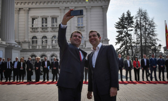 Τσίπρας από τα Σκόπια: Οφείλουμε να δείξουμε ότι οι λαοί μας έχουν μόνο να κερδίσουν