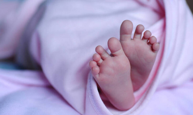 Πανομοιότυποι δίδυμοι: Δεν αποκαλύπτουν ποιανού είναι το παιδί και τους... έκαψε το δικαστήριο