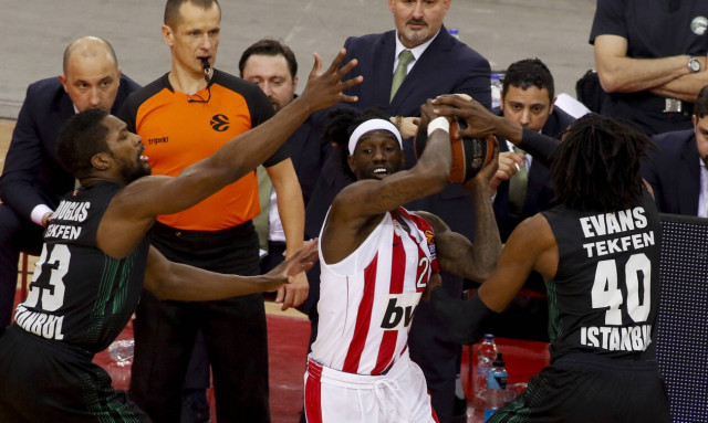 Ολυμπιακός-Νταρουσάφακα 99-74: Πήρε την «αγγαρεία»