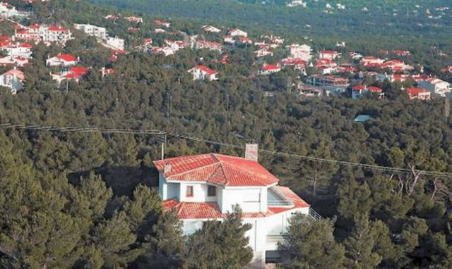 «Μπλόκο» του ΣτΕ στα αυθαίρετα - Αντισυνταγματικός ο νόμος που τα εξαιρούσε από δασικούς χάρτες