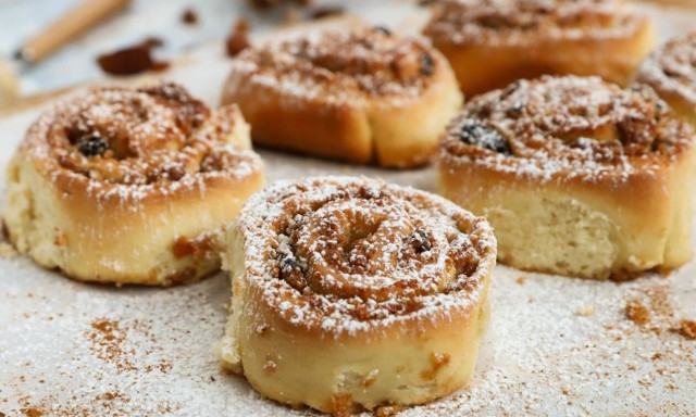 Η συνταγή της ημέρας: Ταχινοπιτάκια