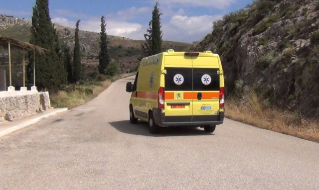 Ασύλληπτη τραγωδία στη Χαλκίδα: Έκανε όπισθεν και σκότωσε τη μητέρα του