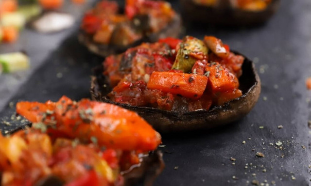 Λαχταριστή συνταγή για μανιτάρια γεμιστά