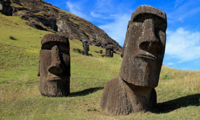 Γιατί το Νησί του Πάσχα εγκαταλείφθηκε από τους Ιθαγενείς