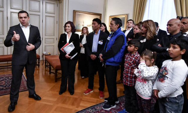 Συνάντηση Τσίπρα με εκπροσώπους Ρομά: «Δεν υπάρχουν πολίτες, πρώτης, δεύτερης ή τρίτης κατηγορίας»