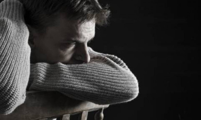 Τα σημάδια που μαρτυρούν πως ένας άντρας περνά κρίση της μέσης ηλικίας