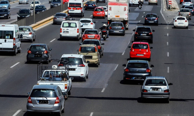 Τέλη κυκλοφορίας: Κατασχέσεις και πρόστιμα για όσους δεν πληρώνουν