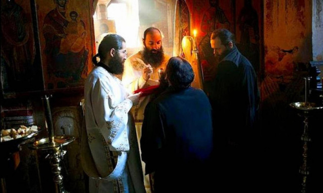 Η Θεία Κοινωνία τη Μεγάλη Σαρακοστή