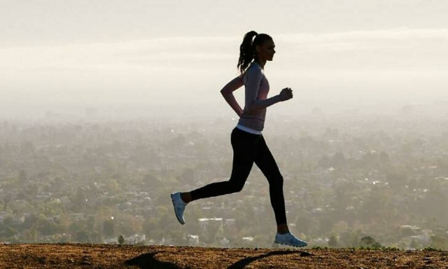 Τόσο καιρό τρέχεις λάθος: Ο μοναδικός τρόπος να κάψουμε λίπος με το τρέξιμο