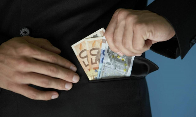 Πάτρα: Έρευνα για υπεξαίρεση χρημάτων στη ΔΕΥΑΠ - Πειθαρχική διαδικασία σε βάρος εργαζόμενου