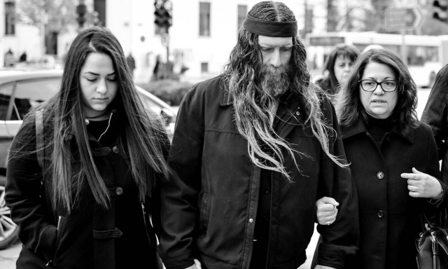 Δίκη Γιακουμάκη: Ξέσπασε η τραγική μάνα - «Βρέθηκε το παιδί μου νεκρό. Δεν έχασα το πορτοφόλι μου»