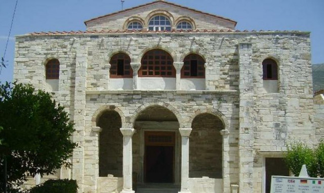 Εκατονταπυλιανή: Η Παναγία με τις 99 φανερές πύλες – Γιατί η εκατοστή παραμένει αόρατη