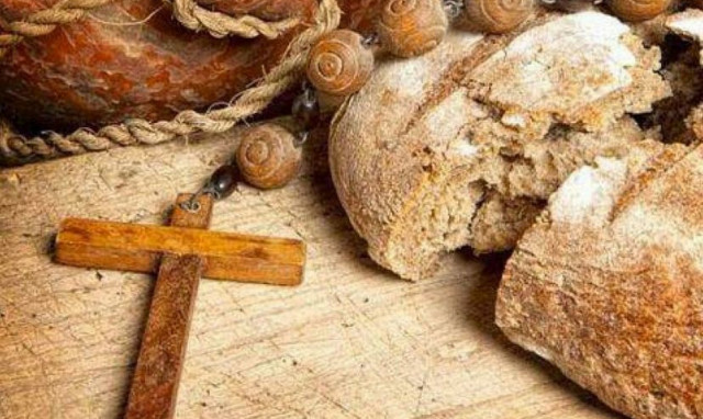 «Τι να κάνω όταν με λένε φανατική επειδή νηστεύω;»