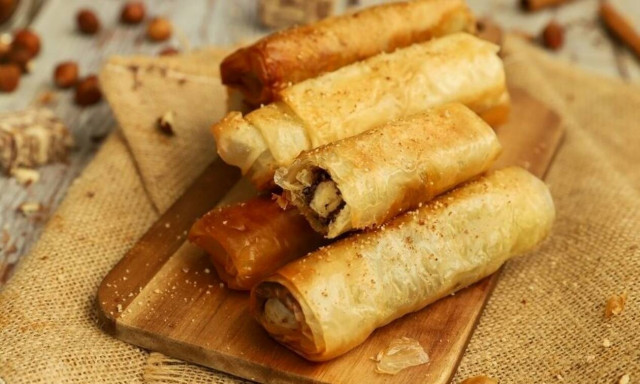 Η συνταγή της ημέρας: Πουράκια με χαλβά