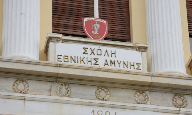 Μείωση στρατιωτικής θητείας: Ποιους αφορά – Κατατέθηκε το νομοσχέδιο του υπ. Εθνικής Άμυνας