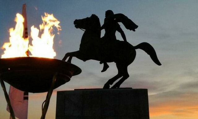 Ανιστόρητη προπαγάνδα «Ουράνιου Τόξου» - Μιλούν για «σλαβομακεδονική μειονότητα» στην Ελλάδα