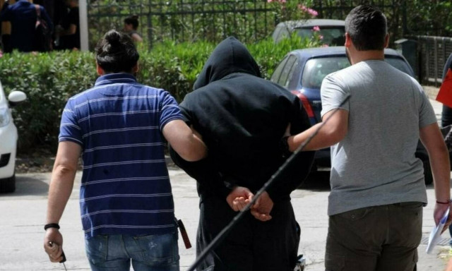 Σοκάρουν τα θύματα του «δράκου» του Αμαρουσίου: «Μου γέλασε και με τύλιξε με τα χέρια του» 