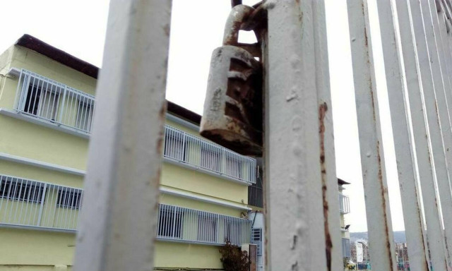 High school teachers on strike - Rally planned in Athens