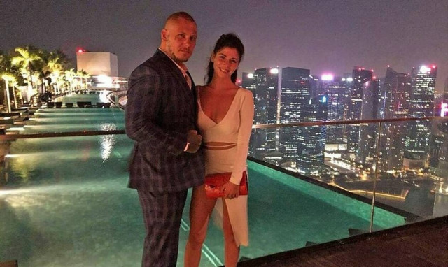 Θρίλερ με το φονικό sex game: Νεκρή 22χρονη καλλονή - Συνελήφθη ο σύντροφός της (pics)